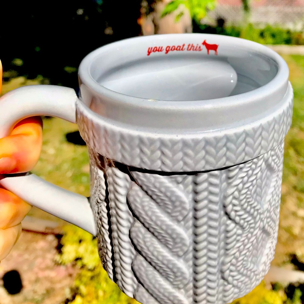 Super cute coffee mug !! Perfect for a gift